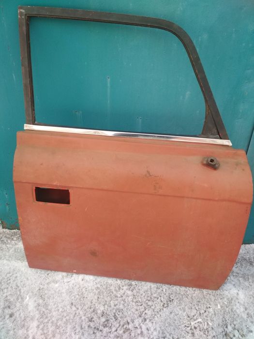 Продам двери ИЖ 412