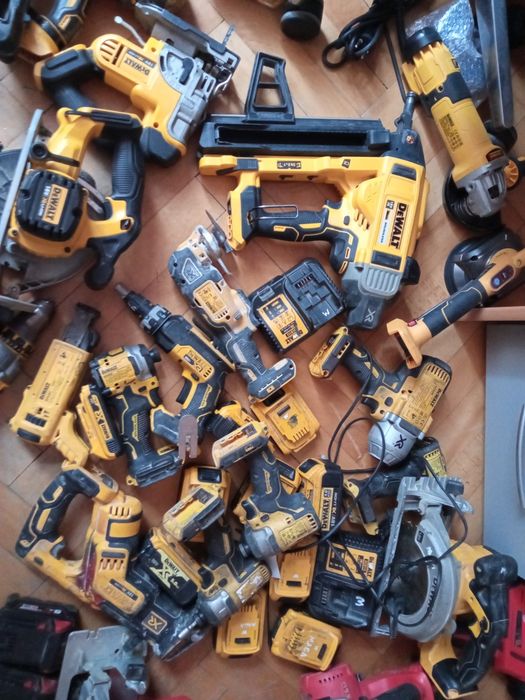 Makita DeWalt Milwaukee Bosch Ridgid