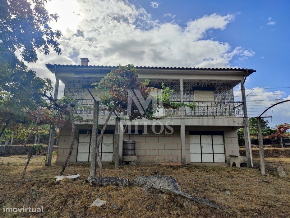 Moradia T3 para venda em Guilhadeses - (Arcos de Valdevez)
