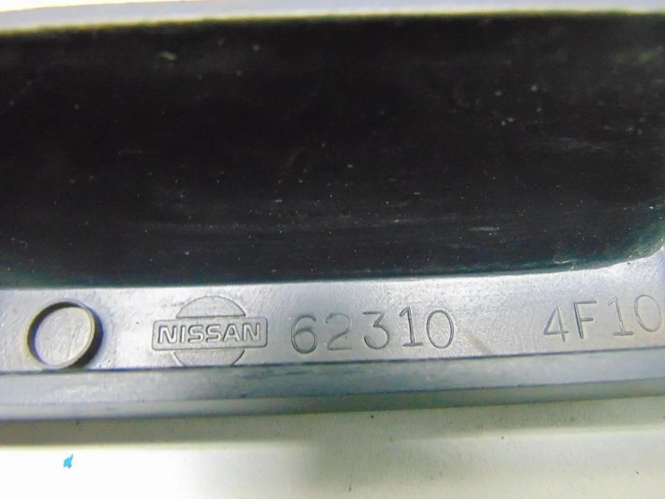 Nissan Micra para-choques
