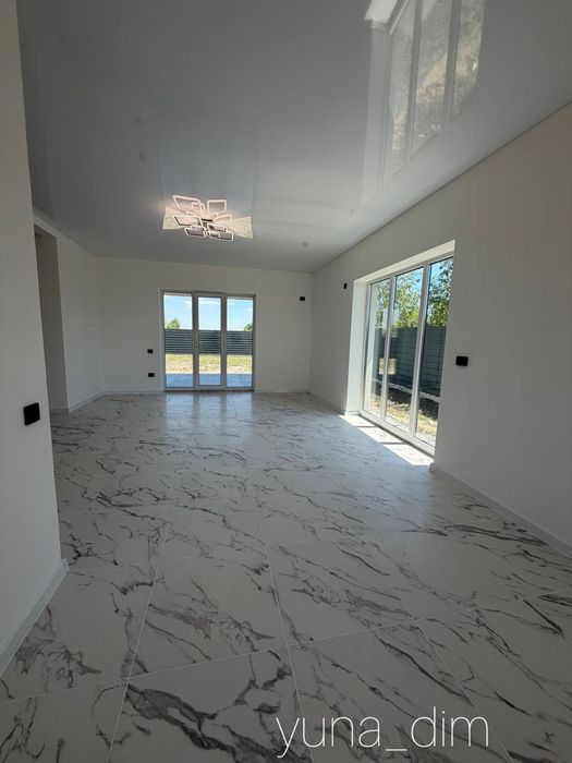 Американка з ремонтом|105,8 м2| м. Дубно