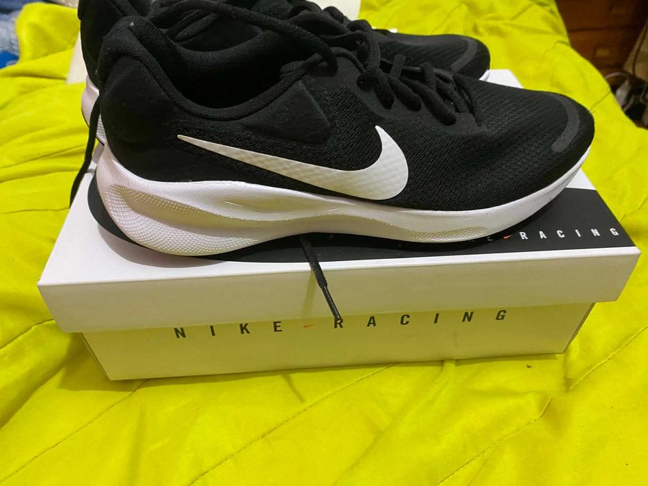 Nike Revolution 7 - Usados 1x