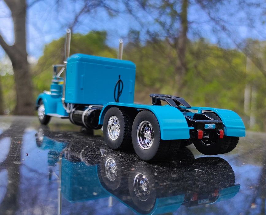 Модель 1/43 вантажівка Peterdild 350 Altaya