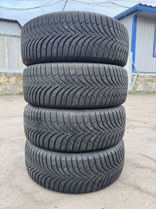 Зимові шини Hankook 205/55 R16