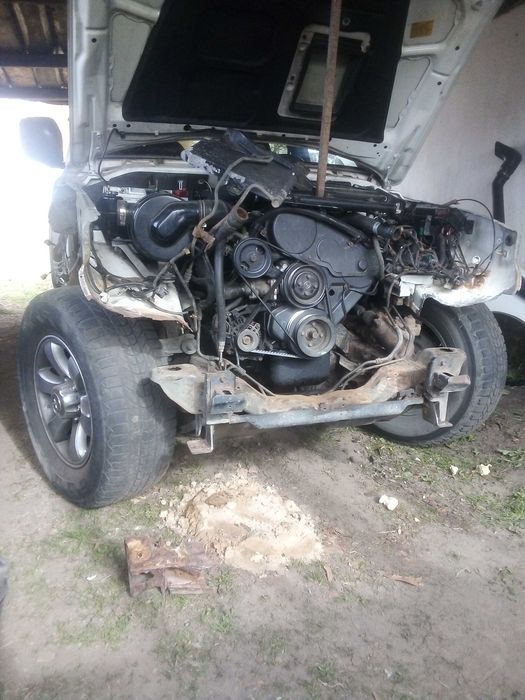 Аргонне зварювання,заміна порогів та інших частин автомобіля