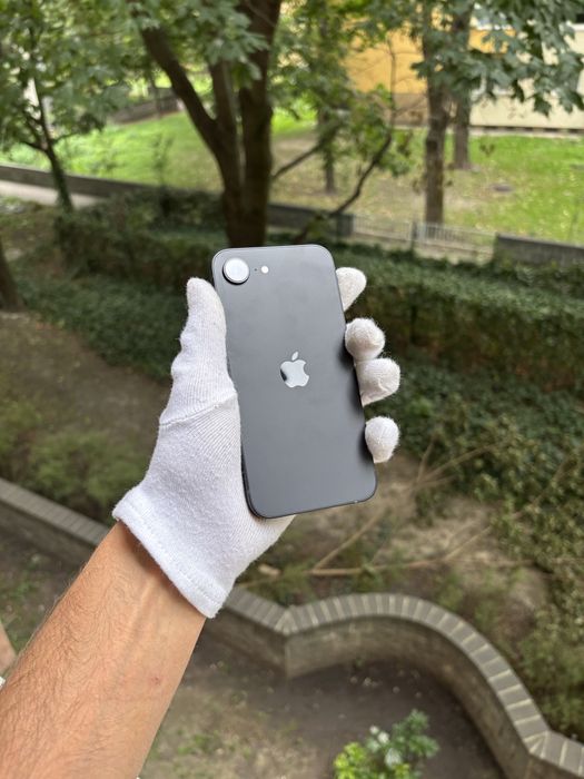 Iphone 17 E NOWY