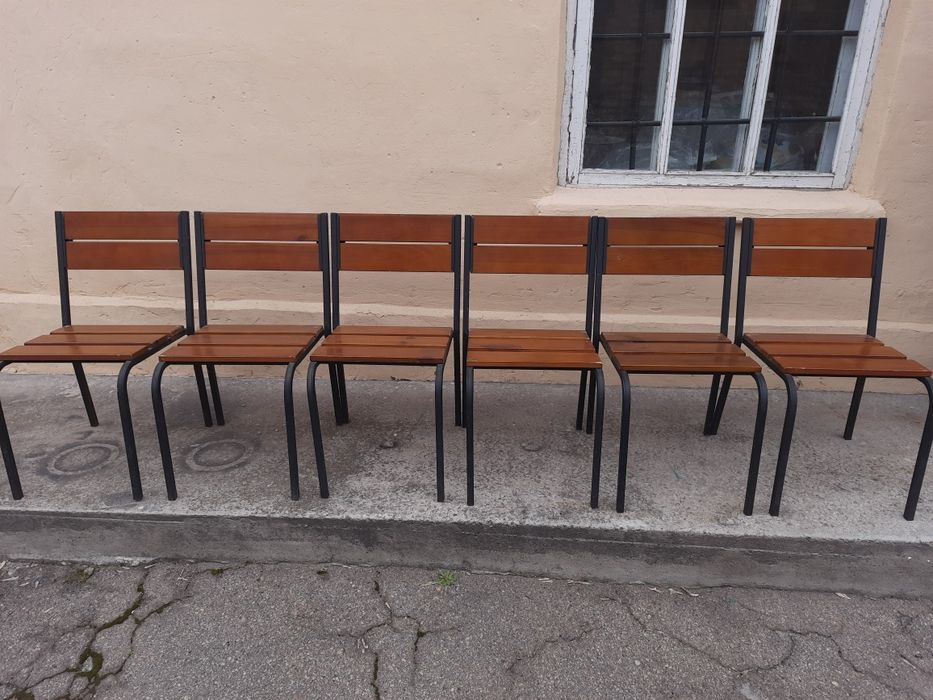 Стол и 4 стула дача, дом, кафе