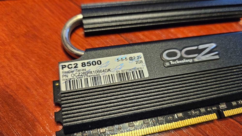 Pamieć RAM OCZ PC2 8500 2x2GB 1066GHz
