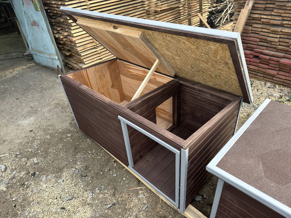 будка для собаки з тамбуром