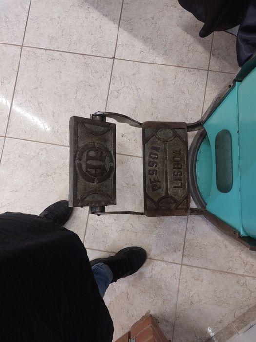 Cadeira de barbeiro pessoa lisboa