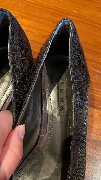 Sapatos de salto baixo castanhos anos 2000 / estilo y2k