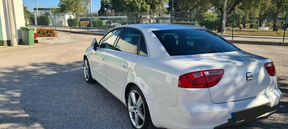 Seat Exeo Sport 2.0 TDI foto 4