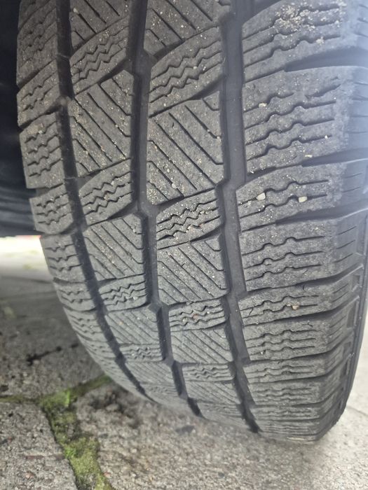 Sprzedam lub zamienię Iveco 3,0 170km hak 3,5t klima