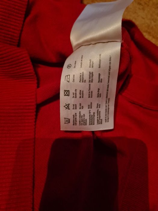Sweter czerwony Esprit L