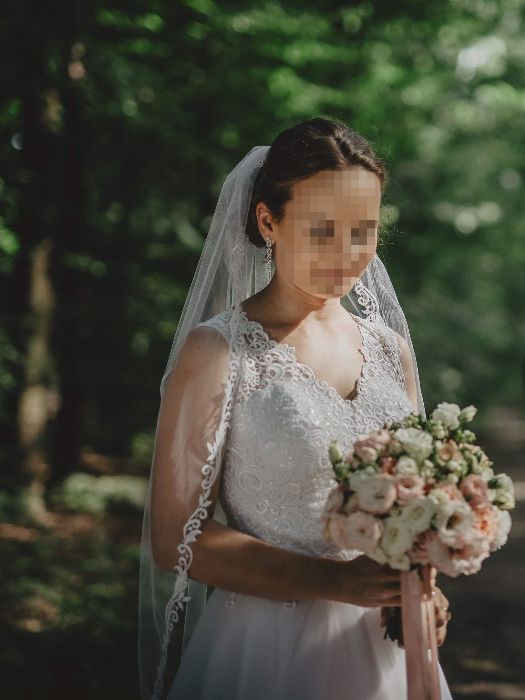 Suknia ślubna rozmiar 36 śnieżnobiała z gorsetem