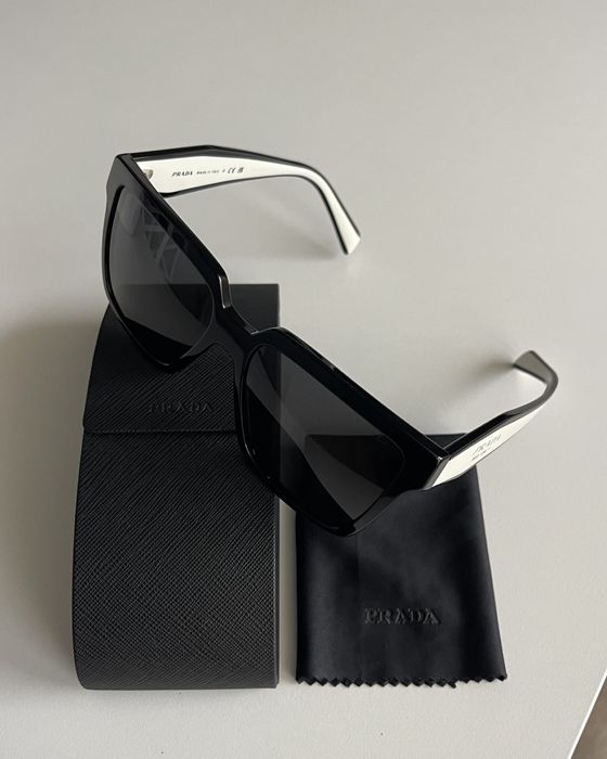 Сонцезахистні окуляри Prada, оригінал