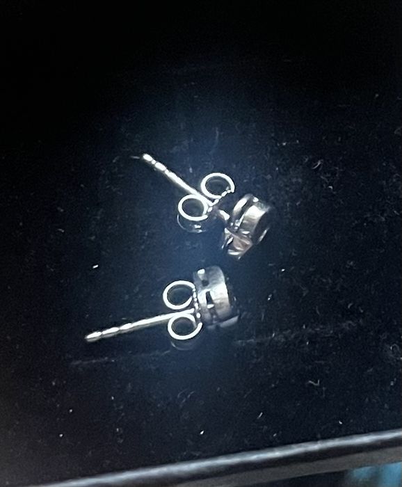 Kolczyki diamenty brylanty 0.20ct  Cudo. Serca pr.585