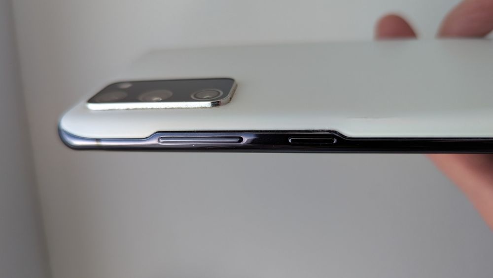 Флагман Samsung S20 FE 128