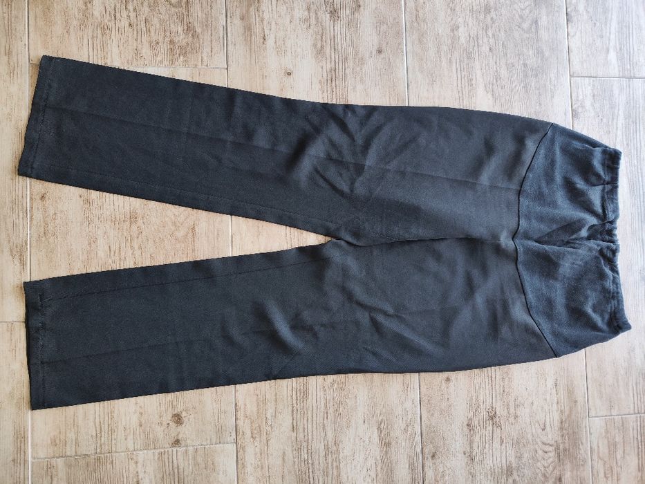 Ubrania ciążowe rozm. 40/42 – paka za 250 zł