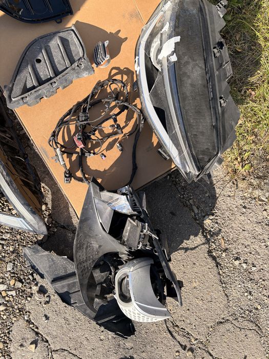 Volkswagen ID4 Pro S 2021 фара накладка заглушка проводка