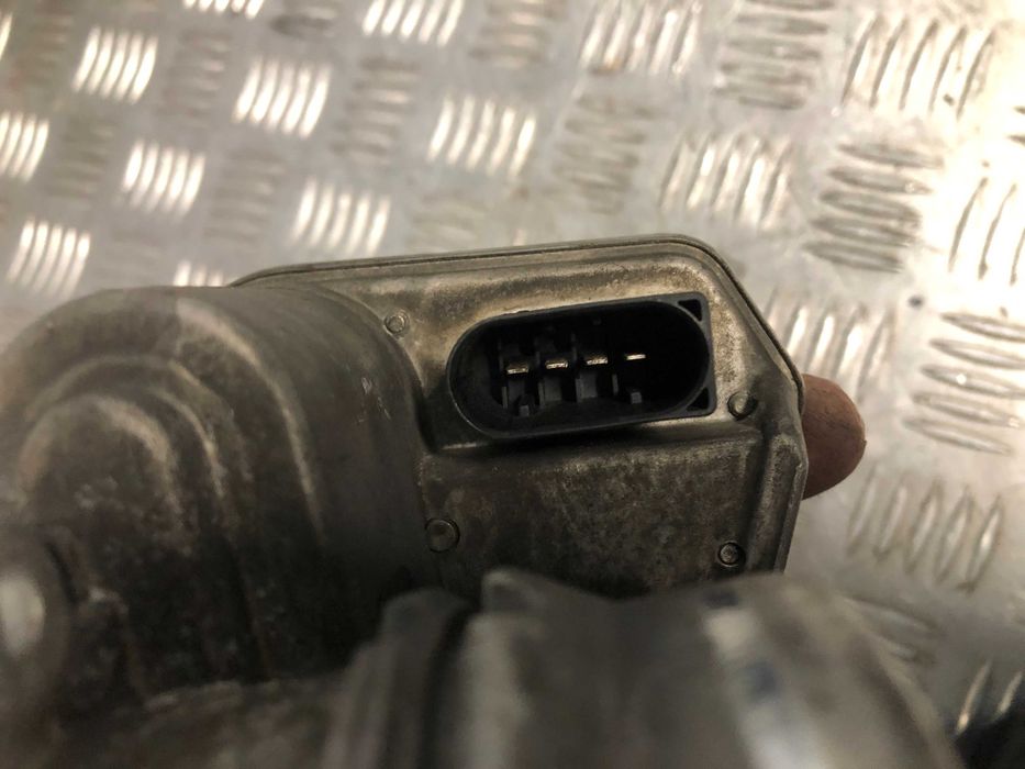 Przepustnica Bmw E81 E87 E90 E91 E84 2.0d N47