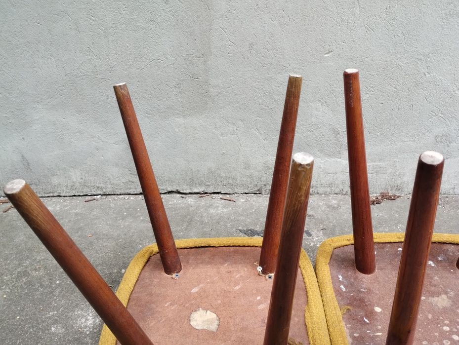 Taboret podnóżek patyczak prl
