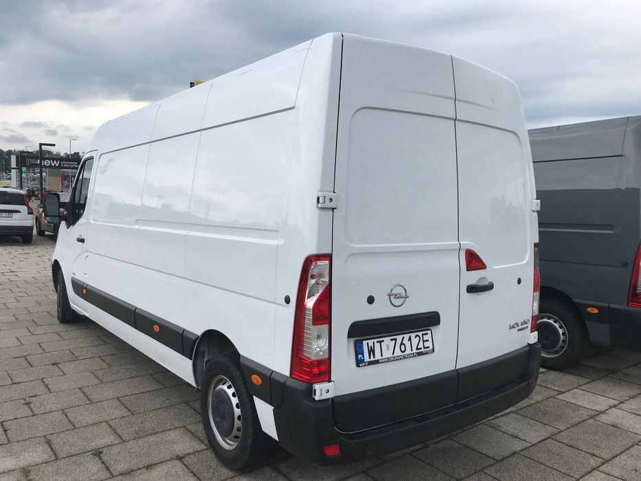 Wypożyczalnia/wynajem busa dostawczego L3H2 blaszak