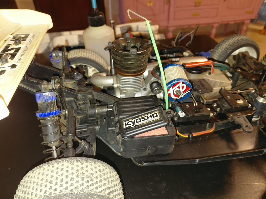 carro telecomandado  kyosho