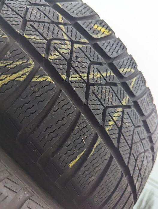 215/50R18 Pirelli Sottozero 3