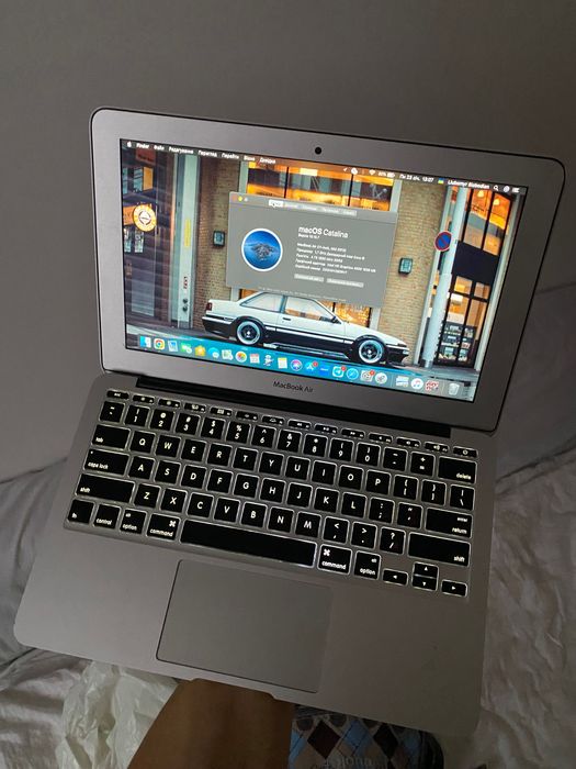 MacBook Air 11 macOS Catalina Core i5