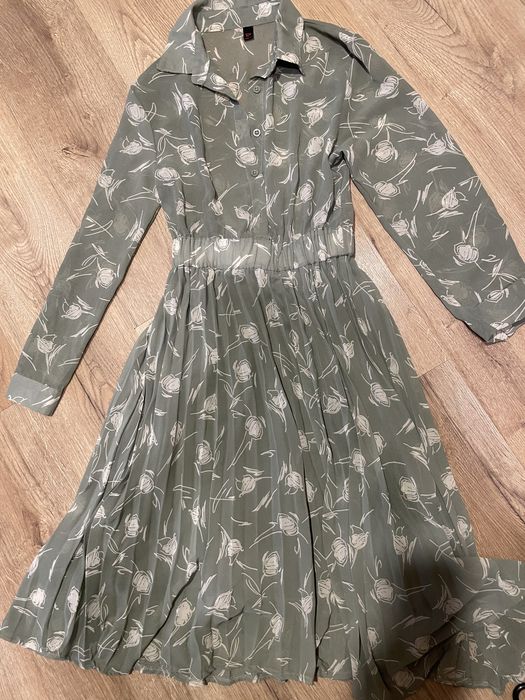 Жіноче вечірнє плаття