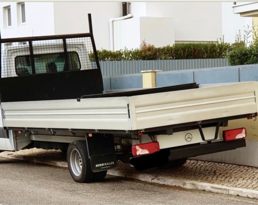 CARRINHAS e CONTENTORES de todas as dimensões para recolha de entulho