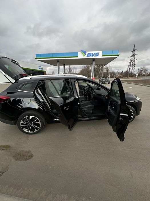 Renault megane 3 Bose рейсталінговий