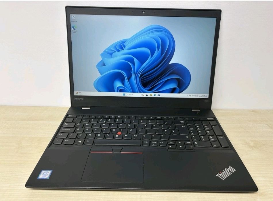 Lenovo T570 i7 16gb 15pol 500gb Nvme Windows 11 Office