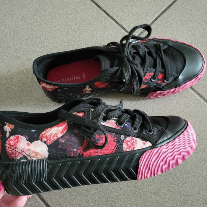 Damskie trampki Medicine roz 38/39