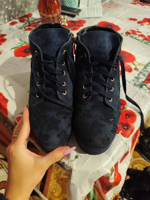 Ботіночкі легесенькі жіночі 37-38р.