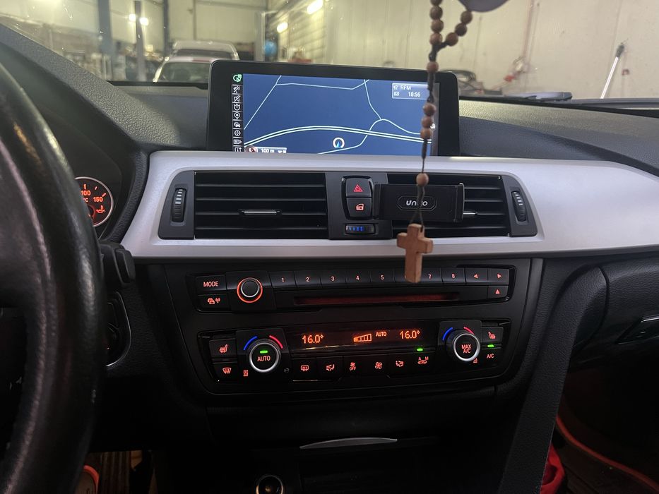 Bmw 320d 2013 163cv — photo 2