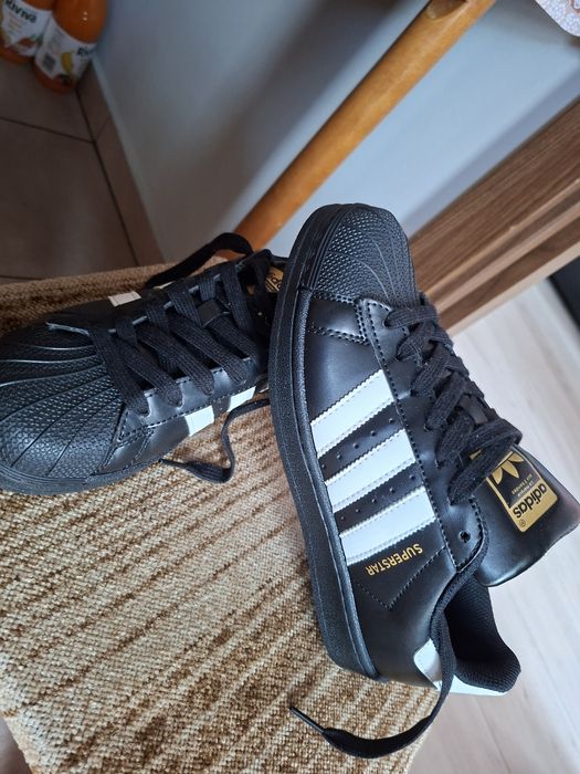 Adidas superstar