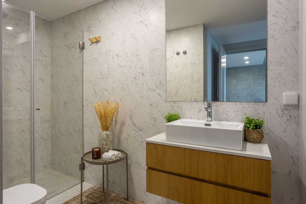 T1 no último piso com varanda 13,5 m² e exposição sul