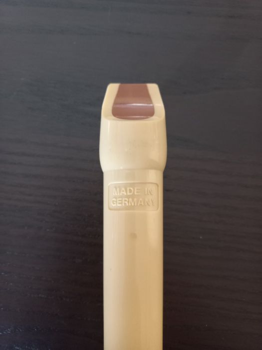 Block flute as new64298957782147122