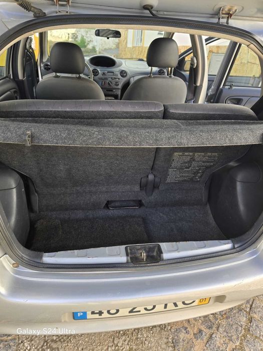 Yaris  muito econômico