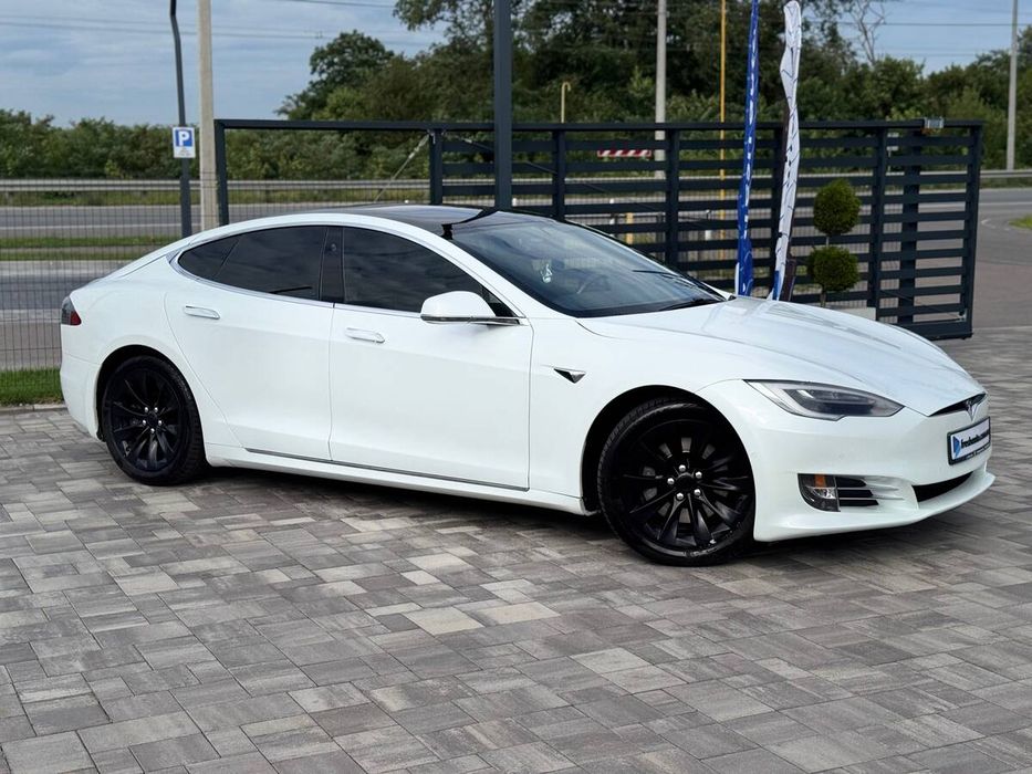 Tesla Model S 2018 freshauto