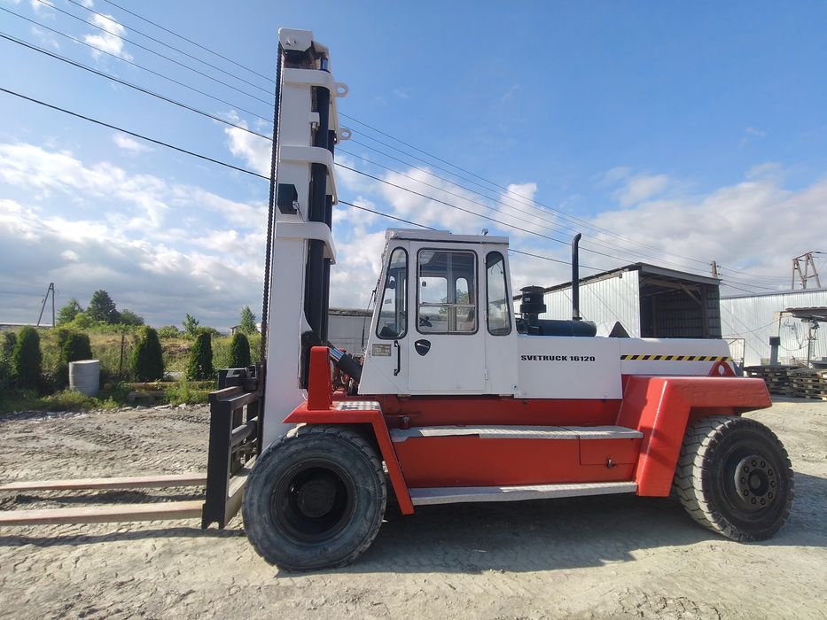 Wózek widłowy Svetruck