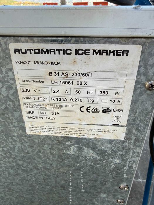 Máquina de Fazer Gelo