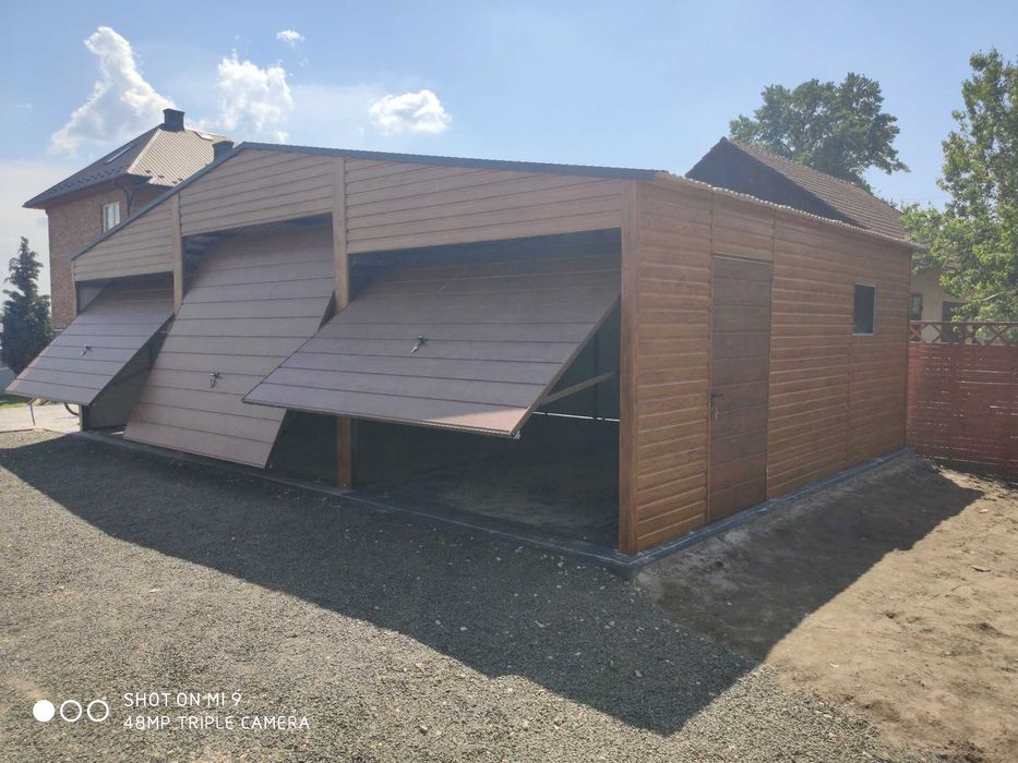 Garaż blaszany 6x6