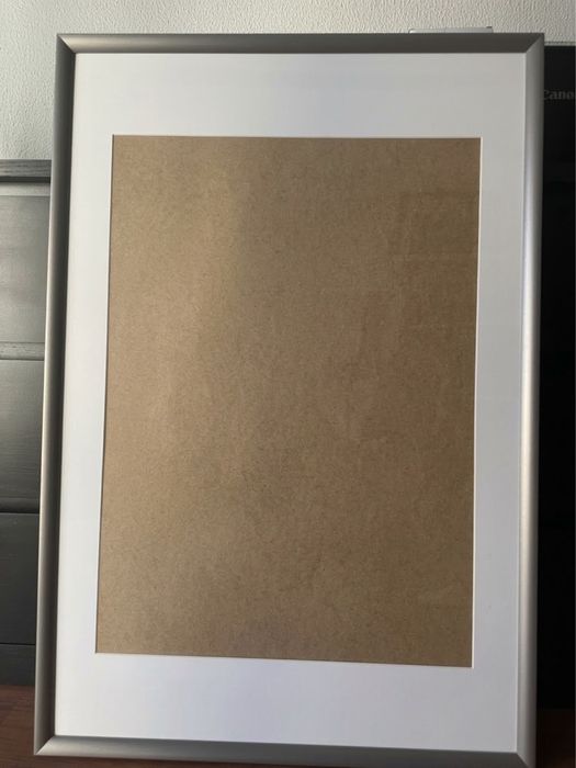 Moldura IKEA SILVERHÖJDEN Prateada 61x91 cm (Horizontal / Vertical)
