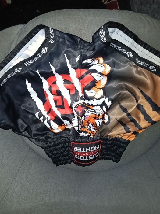 Calções de Kickboxing / Muay Thai / MMA Custom Fighter – Tamanho S (Novos)