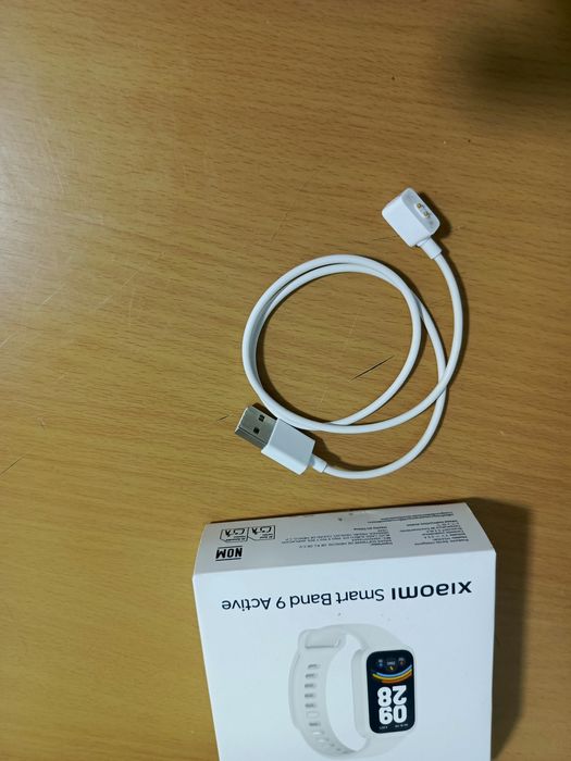 Продам фітнес браслет.Xiaomi smart band 9 active.