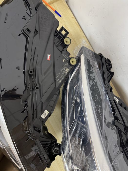 Оригінальні Audi Q3 led 2020-2025 р, передні фари