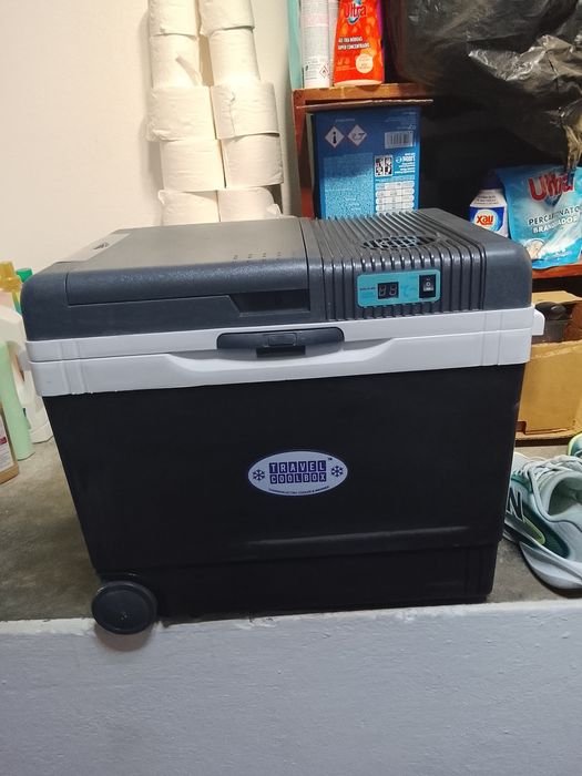 Frigorífico para viagens automóvel, camião